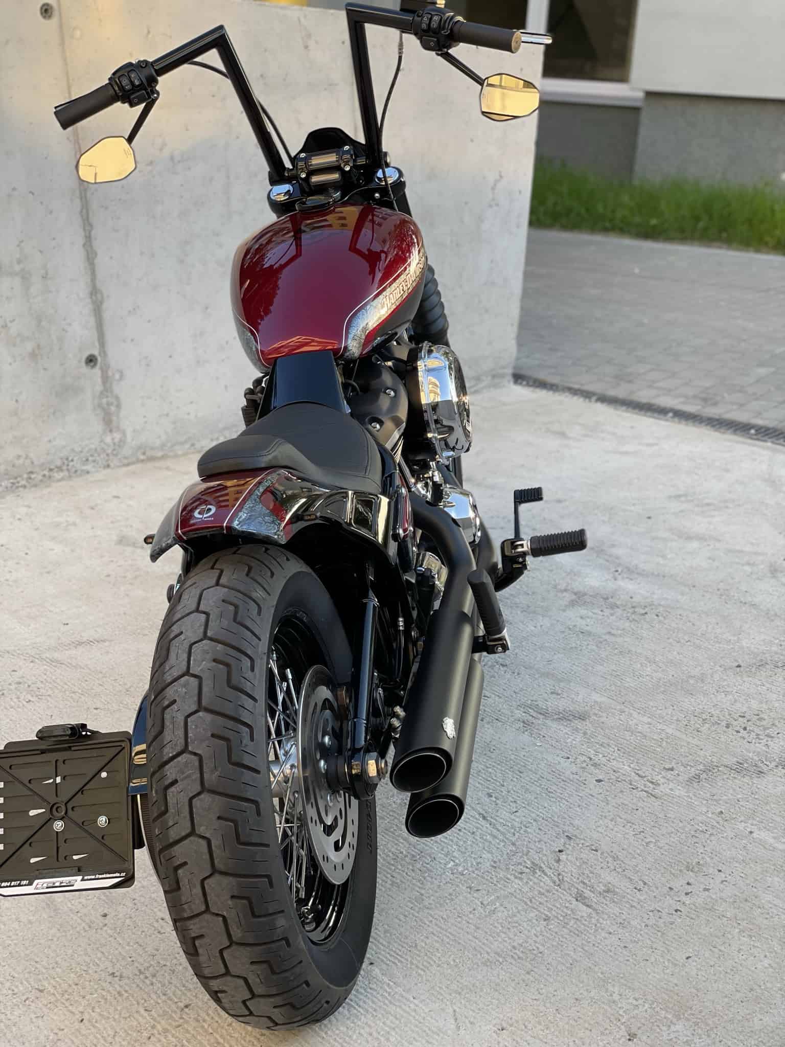 HARLEY DAVIDSON STREET BOB 107