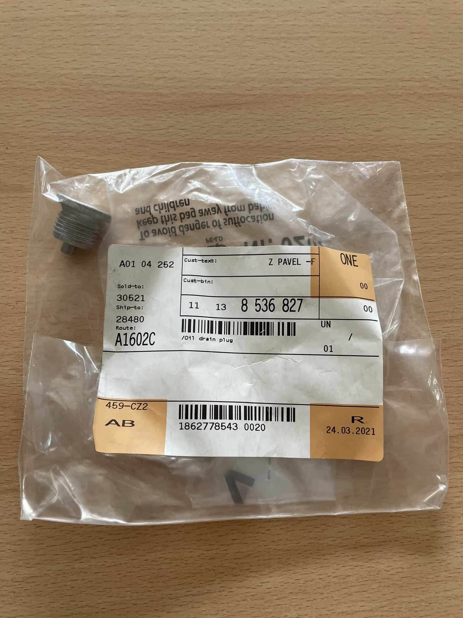 BMW - vypouštěcí šroub 11138536827