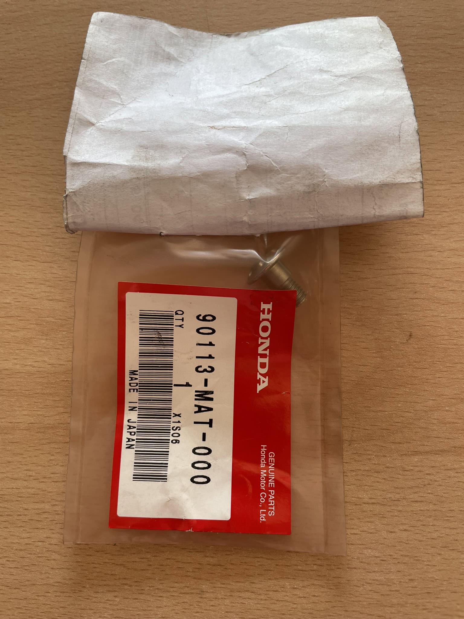 HONDA - upevňovací šroub M 6x14 90113-MAT-000